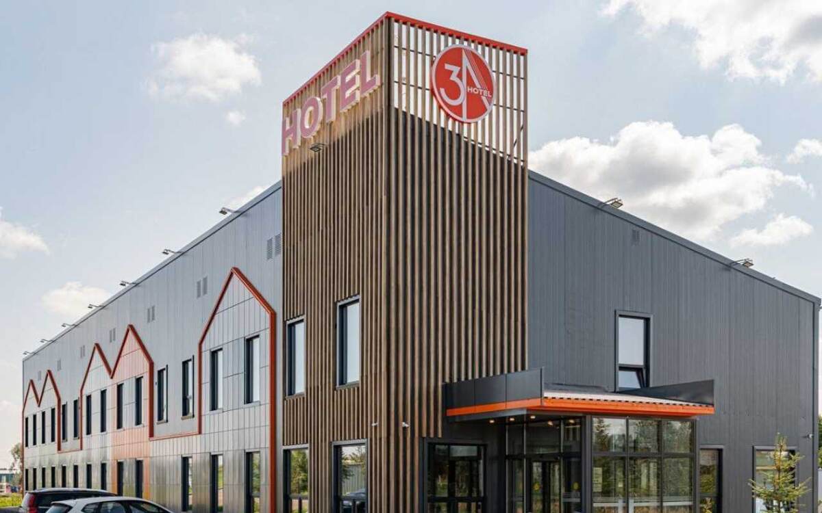    В Липецкой области появятся две гостиницы для автотуристов Фото правительства