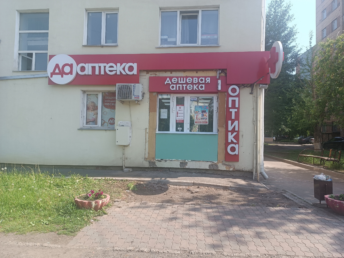 По решению суда предприниматель убрал крыльцо, которое было возведено незаконно