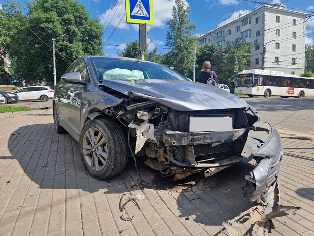    В Кирове в ДТП пострадал пассажир