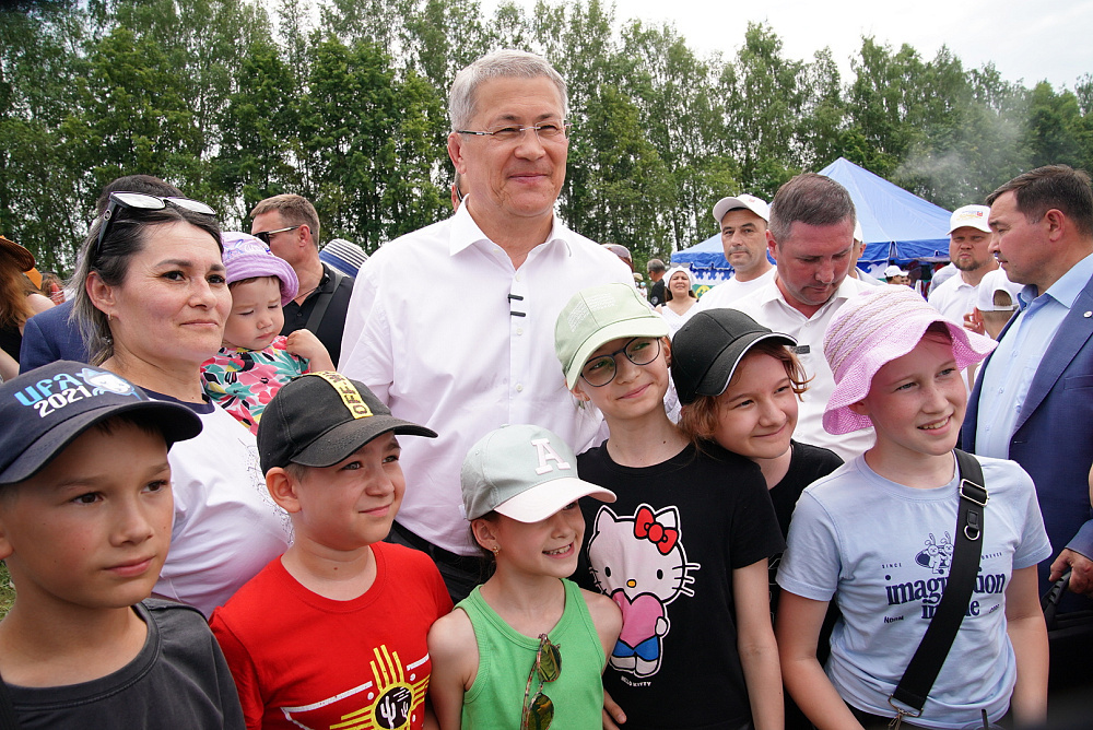 ФОТО С САЙТА ГЛАВЫ РБ