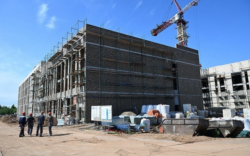    Новая школа под Ижевском готова на 53%