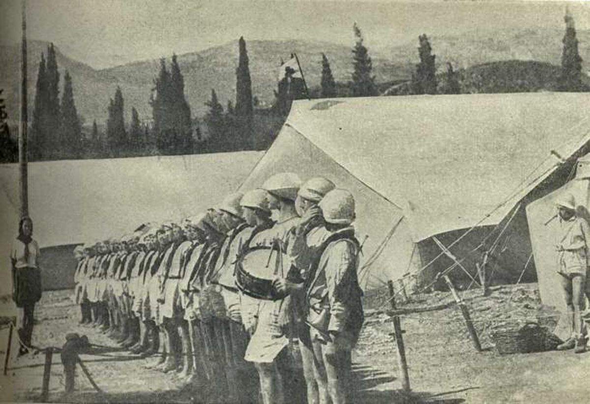 Пионерская линейка в «Артеке», 1925