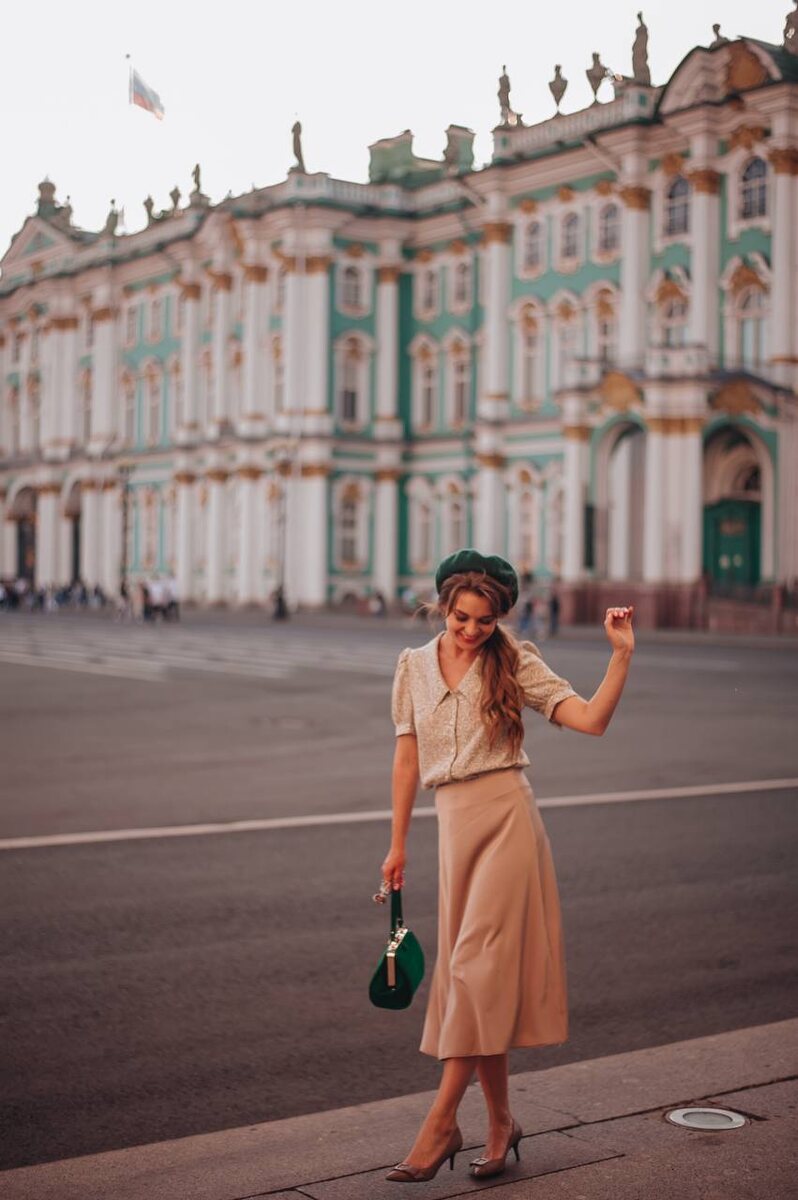 На фото ведущая прогноза погоды на канале  Россия 1 Виктория Черникова