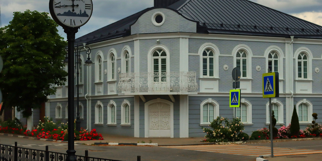 Едете на юг? Мимо? Зря! Посетите Павловск!