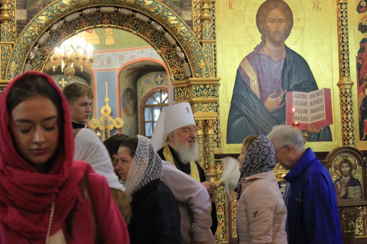 Митрополит Тобольский и Тюменский Димитрий открыл Межрегиональный фестиваль «Православие и СМИ».  Фото: ФедералПресс / Анастасия Куликовских