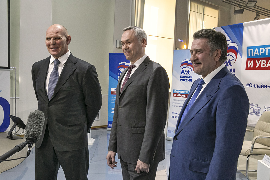    Андрей Шимкив, Андрей Травников, Александр Карелин (справа налево). Фото Михаила Перикова из архива «Континента Сибирь»