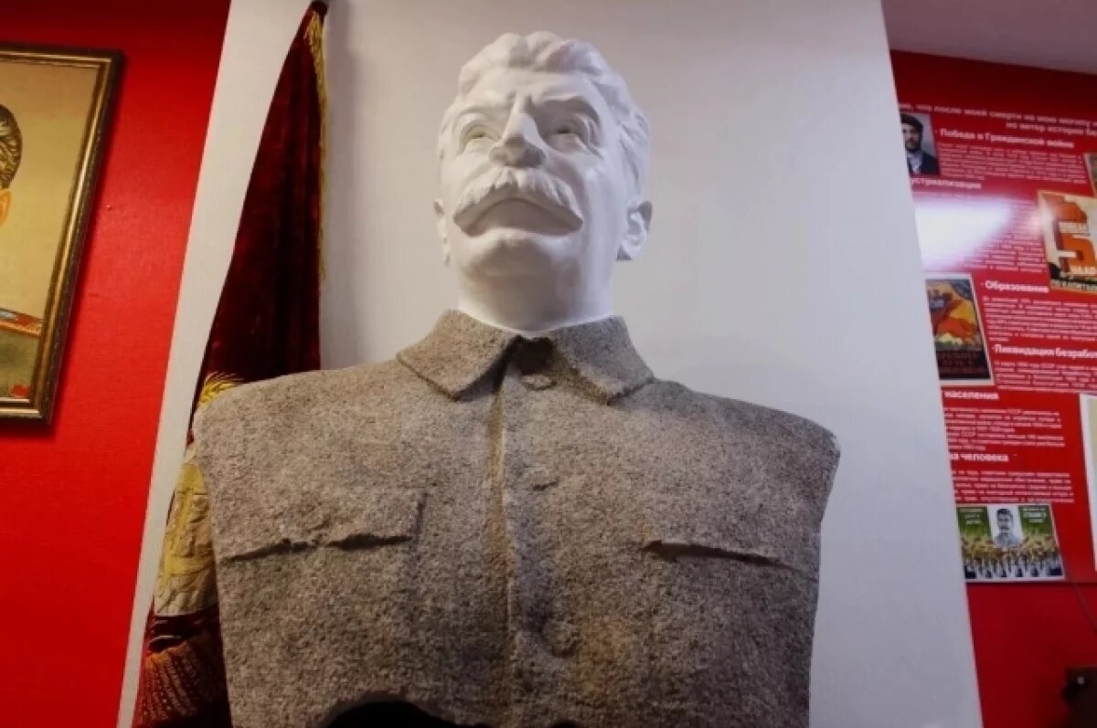    Памятник Сталину предложили установить коммунисты в Барнауле