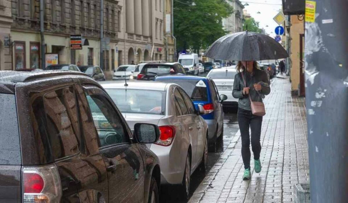     Дождливый Петербург. Источник: kp.ru Автор фото: Олег Золото