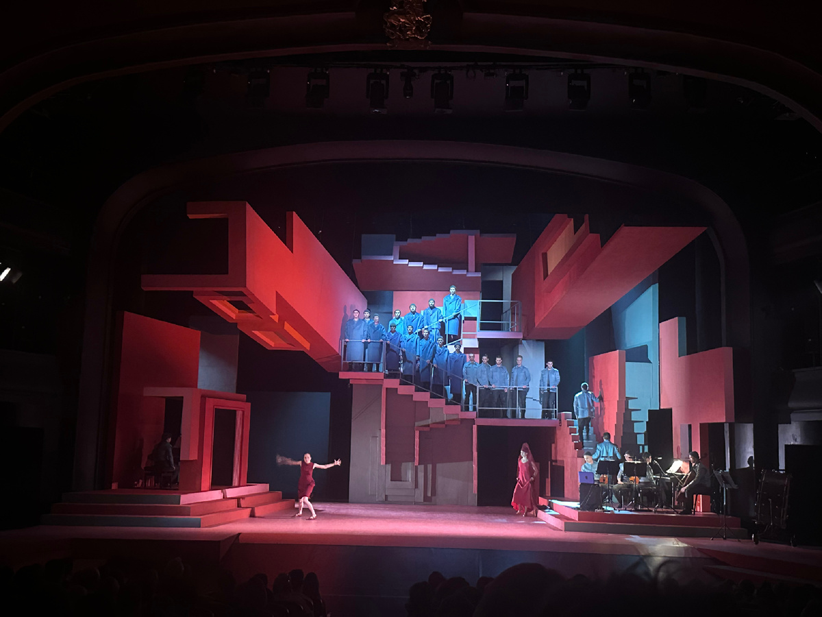 Кармен в моей голове. Сцена из спектакля 