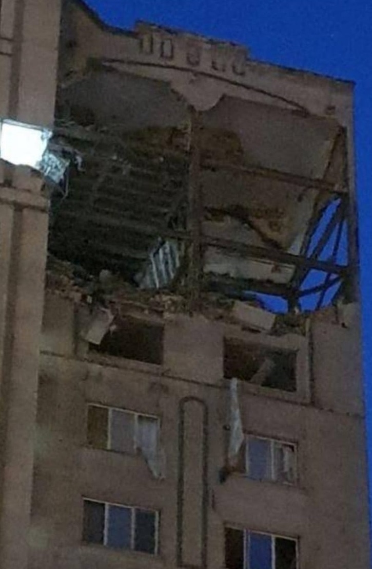 Здания после бомбёжки в Иране 