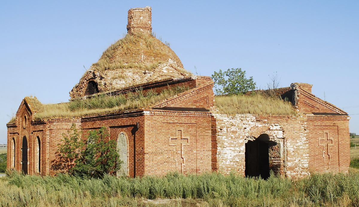 Пустующая Казанская церковь 