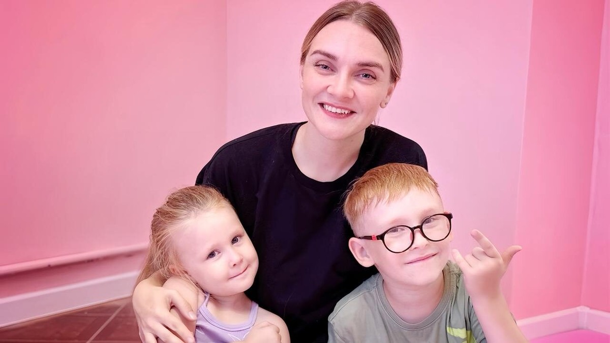    Мария со своими детьми. Фото: личный архив героини