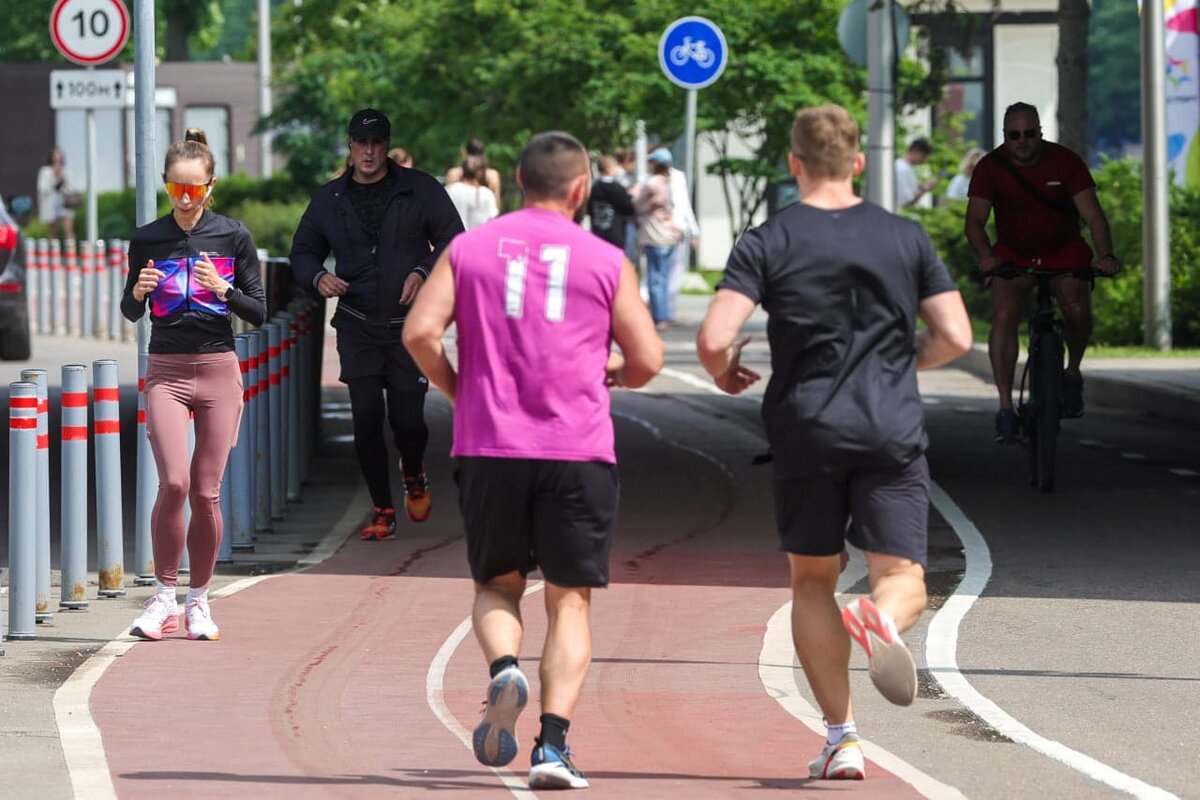    Бег в жару может быть опасен. Фото: Shatokhina Natalia / news.ru / www.globallookpress.com
