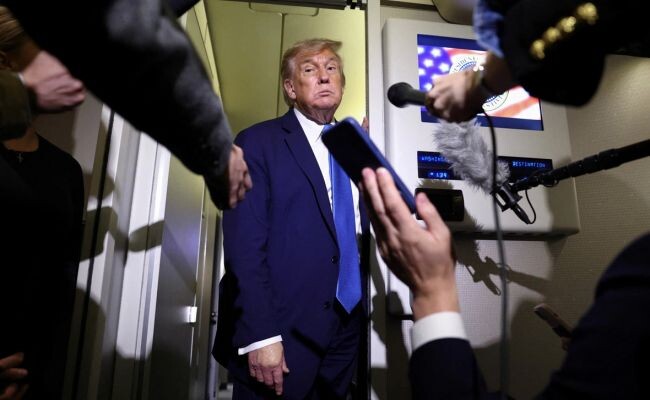    Демократы требуют от Трампа получить одобрение Конгресса на войну с Ираном