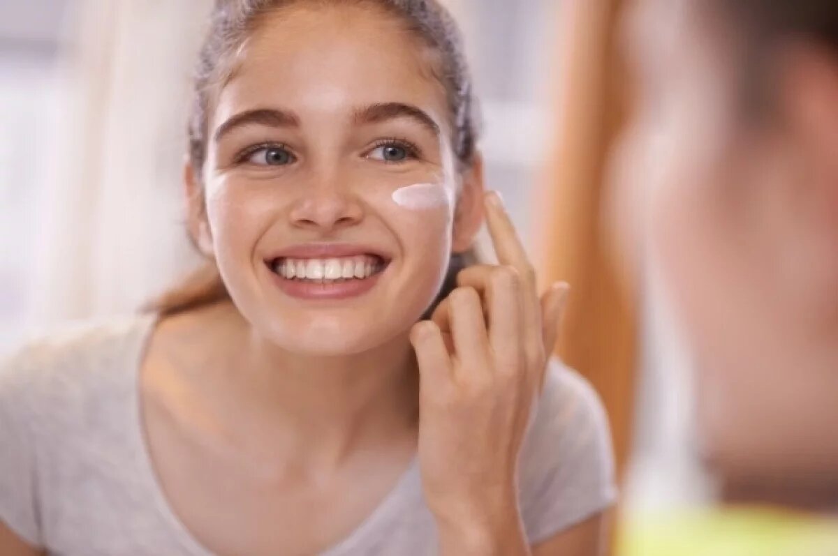    Базовый этап ухода — очищение, и летом он приобретает особую важность.