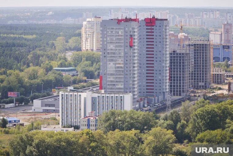 В июне 2025 года стоимость «квадрата» в новостройках превысила 153 000 рублей. Фото: Вадим Ахметов © URA.RU