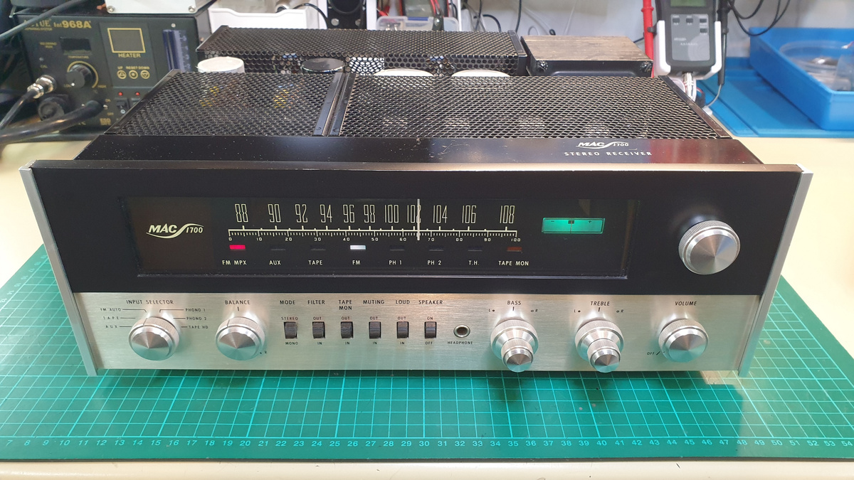 McIntosh MAC 1700