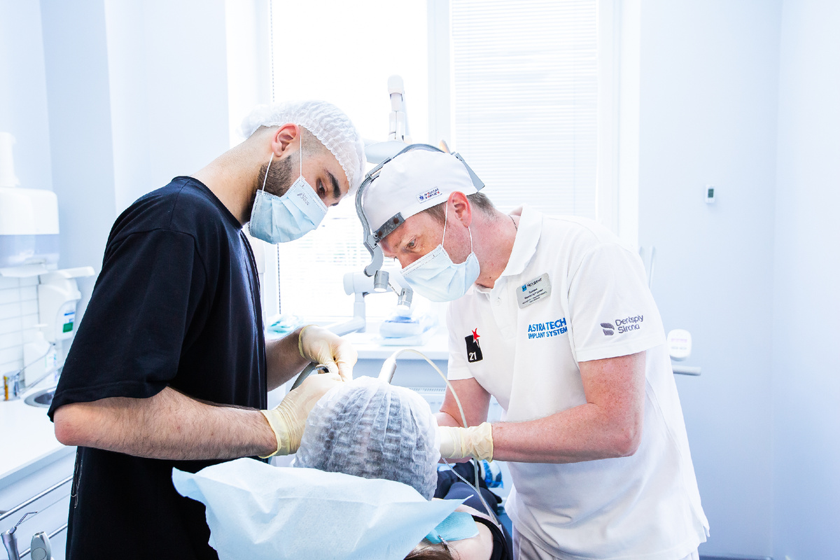 Одномоментная имплантация — это современный, эффективный и удобный способ восстановления зубов