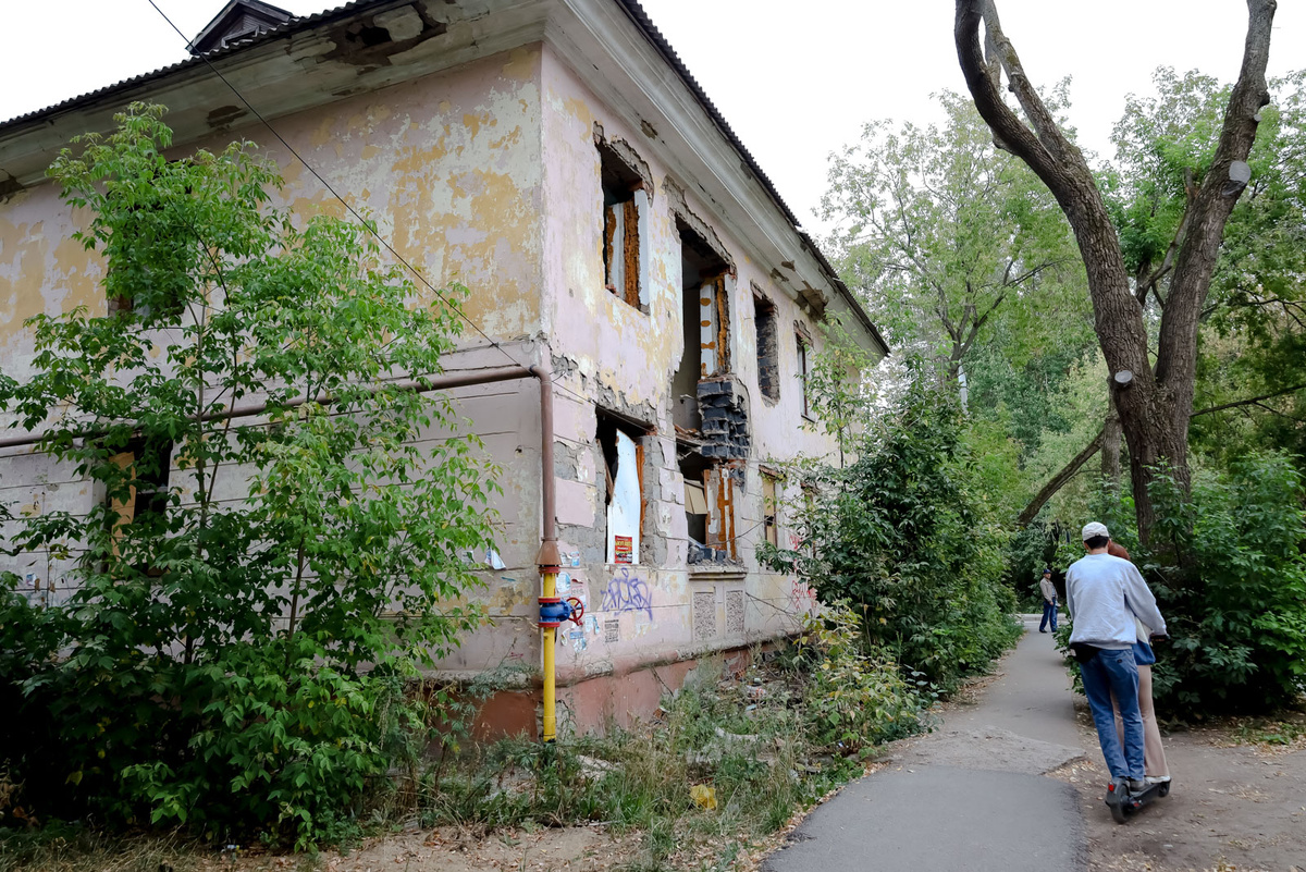 В 2024 году в Мурманске установили рекорд по сносу ветхих и аварийных домов.  Фото: Фото: ФедералПресс / Елена Майорова