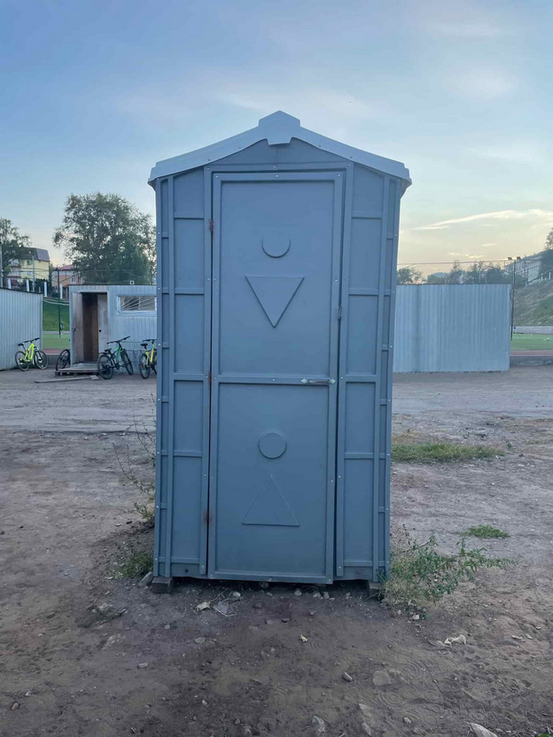    Душ для юных футболистов Кирова откладывается