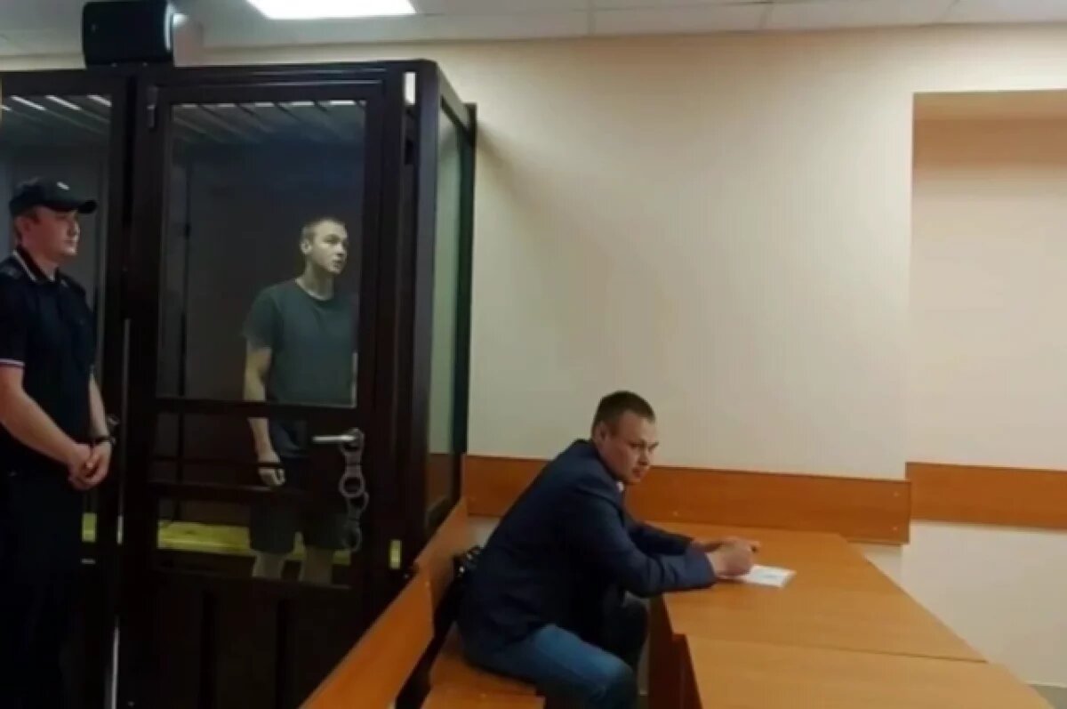    Москвич отправился в СИЗО за фейк про бомбу в аэропорту Уфы