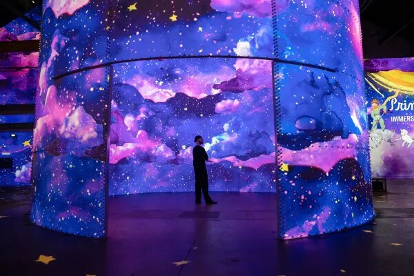 Иммерсивное путешествие по звездам с Маленьким принцем