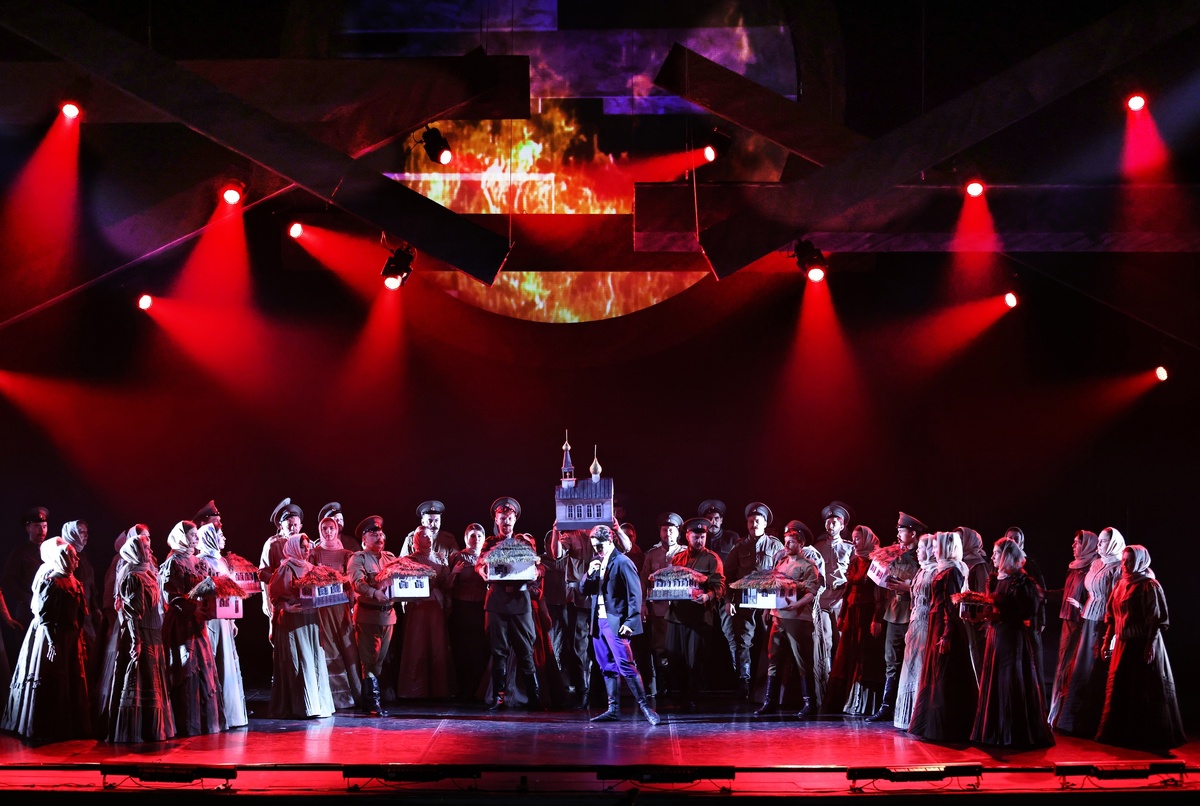    «А я, Ксюша, всё никак тебя от сердца оторвать не могу». Какой получилась премьера хореографической драмы «Тихий Дон. Мелехов» (фото 4)