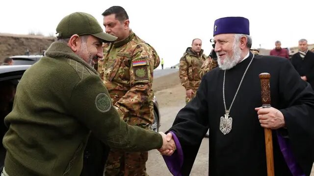 В первый год у власти Пашинян часто появлялся на публике с католикосом. Пресс-служба правительства Армении.