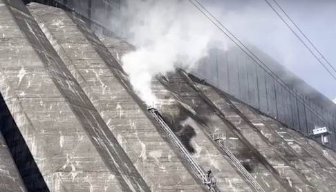     На красноярской ГЭС прошли масштабные учения МЧС