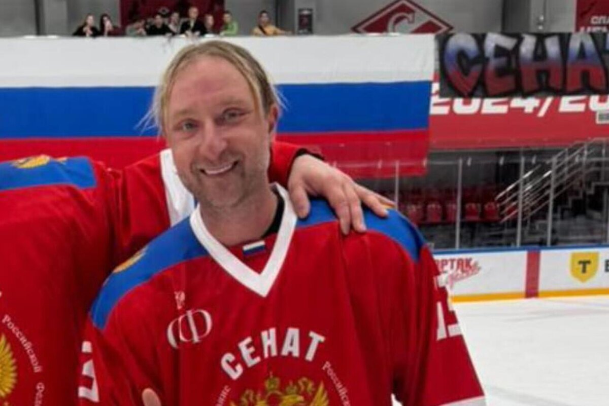    Евгений Плющенко Социальные сети