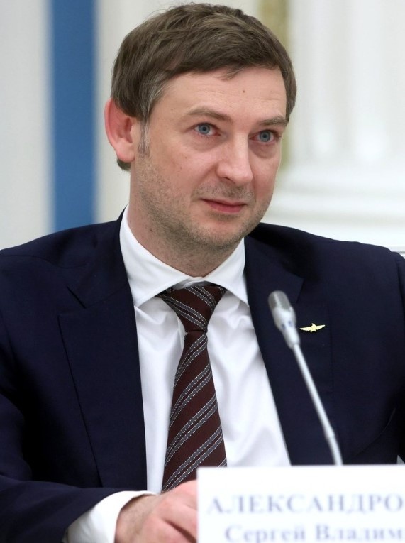    Генеральный директор ПАО «Аэрофлот – российские авиалинии» Сергей Александровский во время встречи с Владимиром Путиным. Фото: Википедия