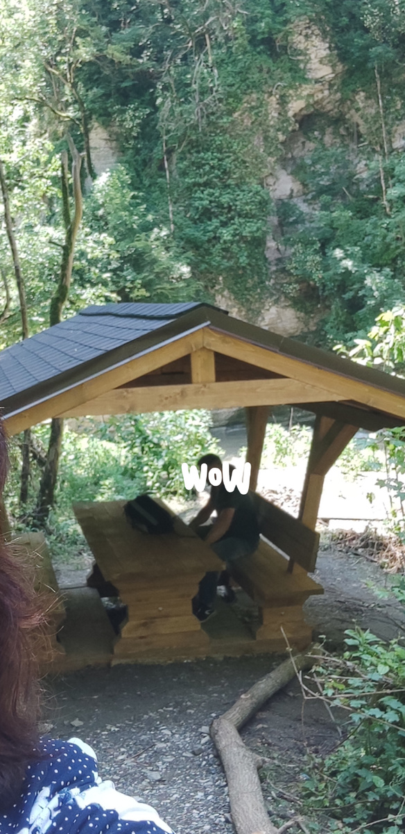 Беседка на пути