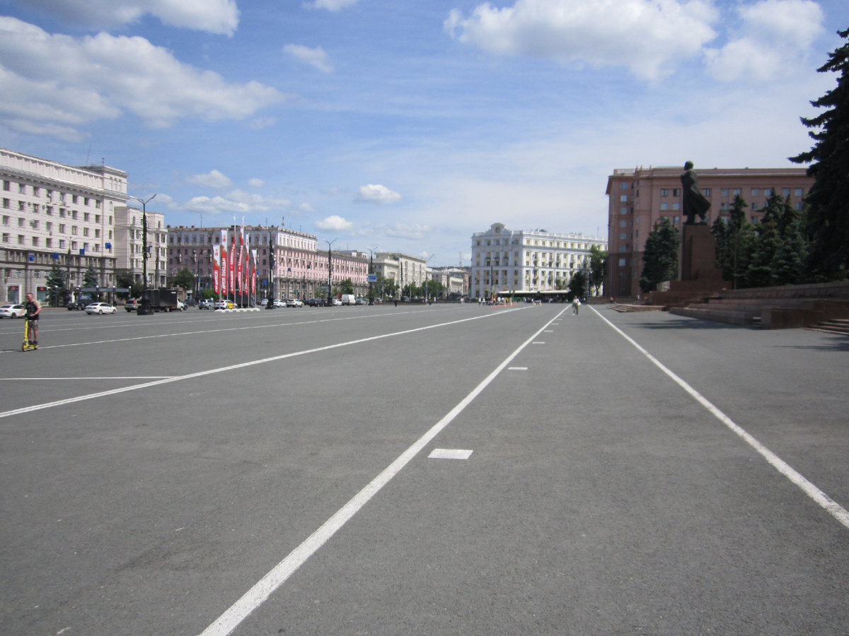 Площадь Революции