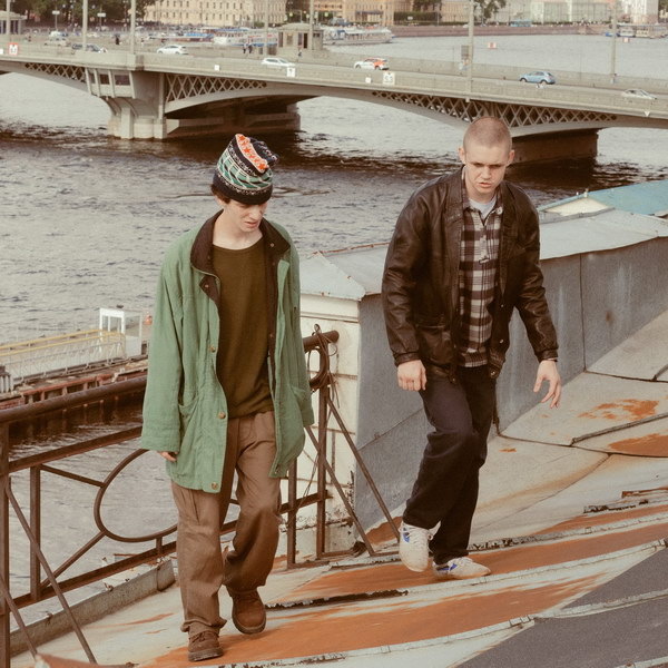     Первый сериал Роман Михайлова «Путешествие на солнце и обратно» выйдет в июле