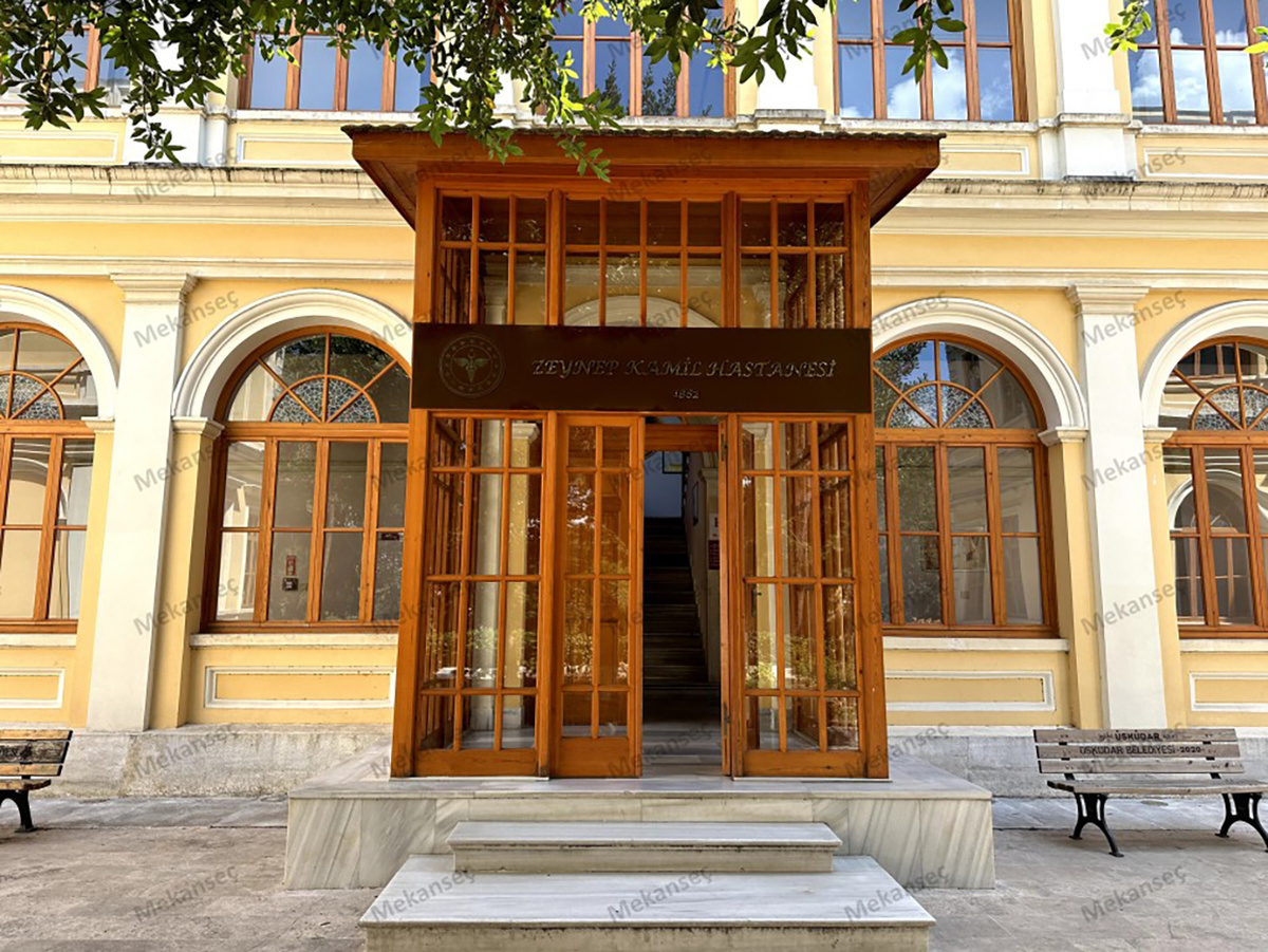 Исторический корпус учебной больницы имени Зейнеп Камиль. Фото https://mekansec.com/