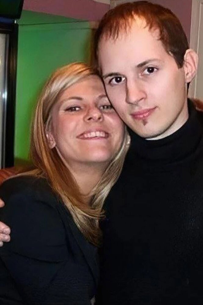    Павел Дуров и с первой женой Дарьей Бондаренко. Фото: соцсети