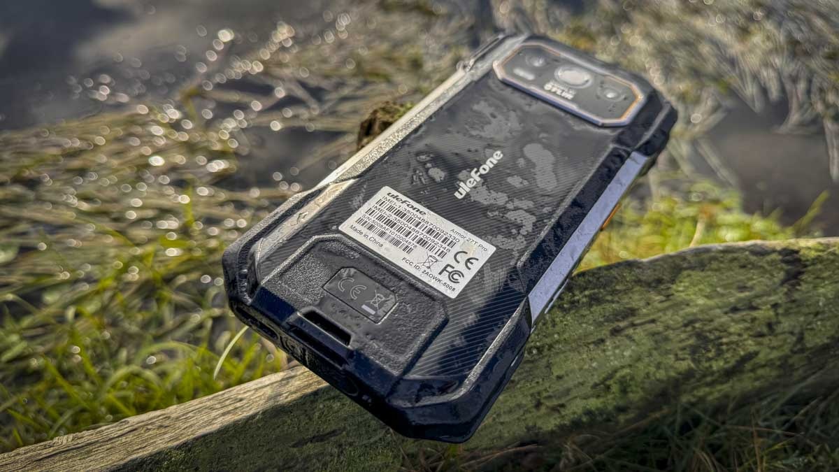    Непогода и испытания — то, для чего Ulefone Armor 27T Pro был создан. Фото: techradar.com