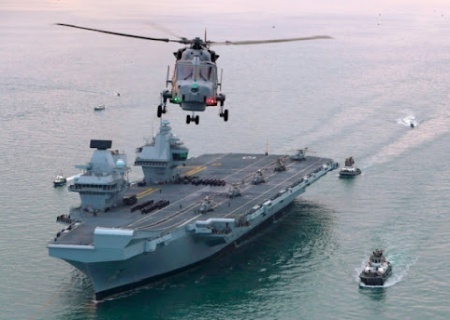    Трамп тянет время. К берегам Ирана идёт уже пятый авианосец