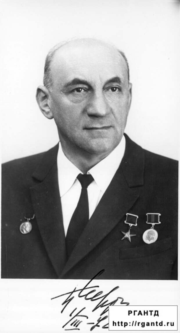 Б. Е. Черток. Из открытых источников