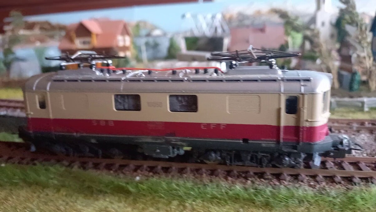 Щвейцарский локомотив  E-Lok Br 10050 Re 4/4. ф. Lima. 