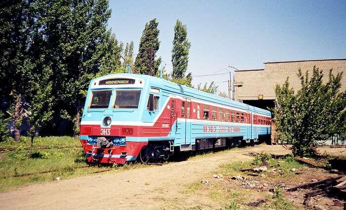 ЭН3. Фото с сайта https://pikabu.ru/story/yen3_yelektropoezd_novocherkasskiy_3y_tip_5908419