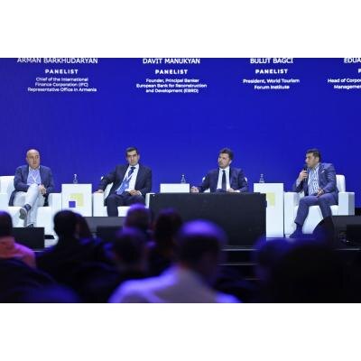  Организатором форума выступила девелоперская компания Stone Development, он проводится при поддержке Министерства экономики РА, Комитета по туризму Минэкономики РА, Союза банков Армении, Ассоциации застройщиков Армении, ведущих международных бизнес-ассоциаций.