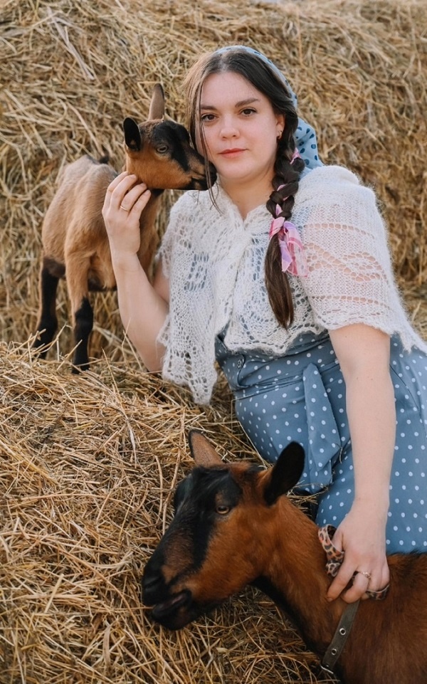    Сейчас в хозяйстве у Дарьи 25 животных