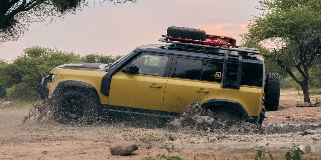 Land Rover Defender получил версию в стиле Camel Trophy