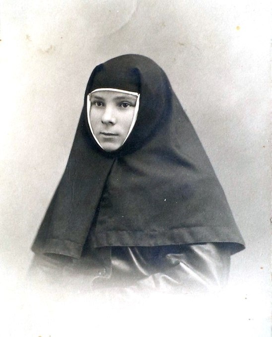 Ольга Иннокентьевна Шишмарева. Сестра милосердия.