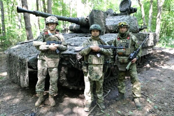 «Угнали с поля боя»: Российские десантники «затрофеили» хвалёную шведскую БМП в зоне СВО