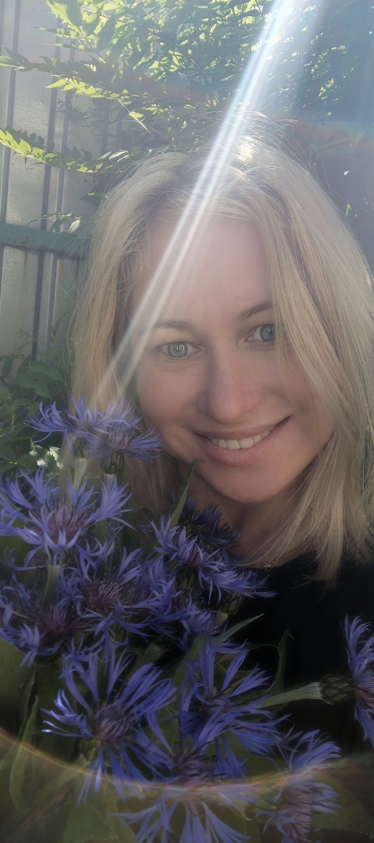 Душа ноет , только стихи вдохновляют...