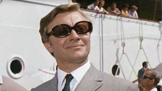 «Бриллиантовая рука» / Мосфильм