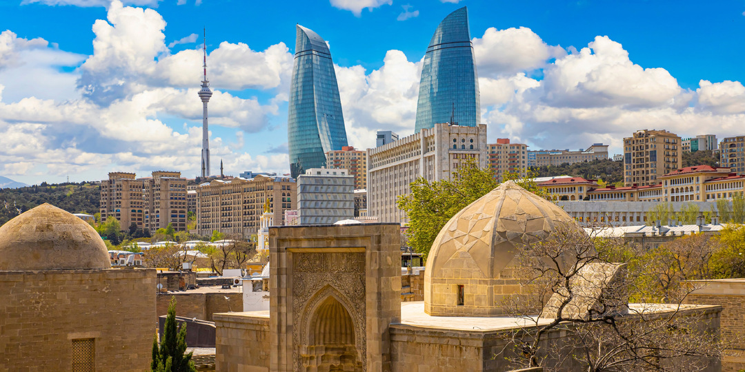 Как сейчас попасть в Азербайджан: правила въезда и стоимость авиабилетов