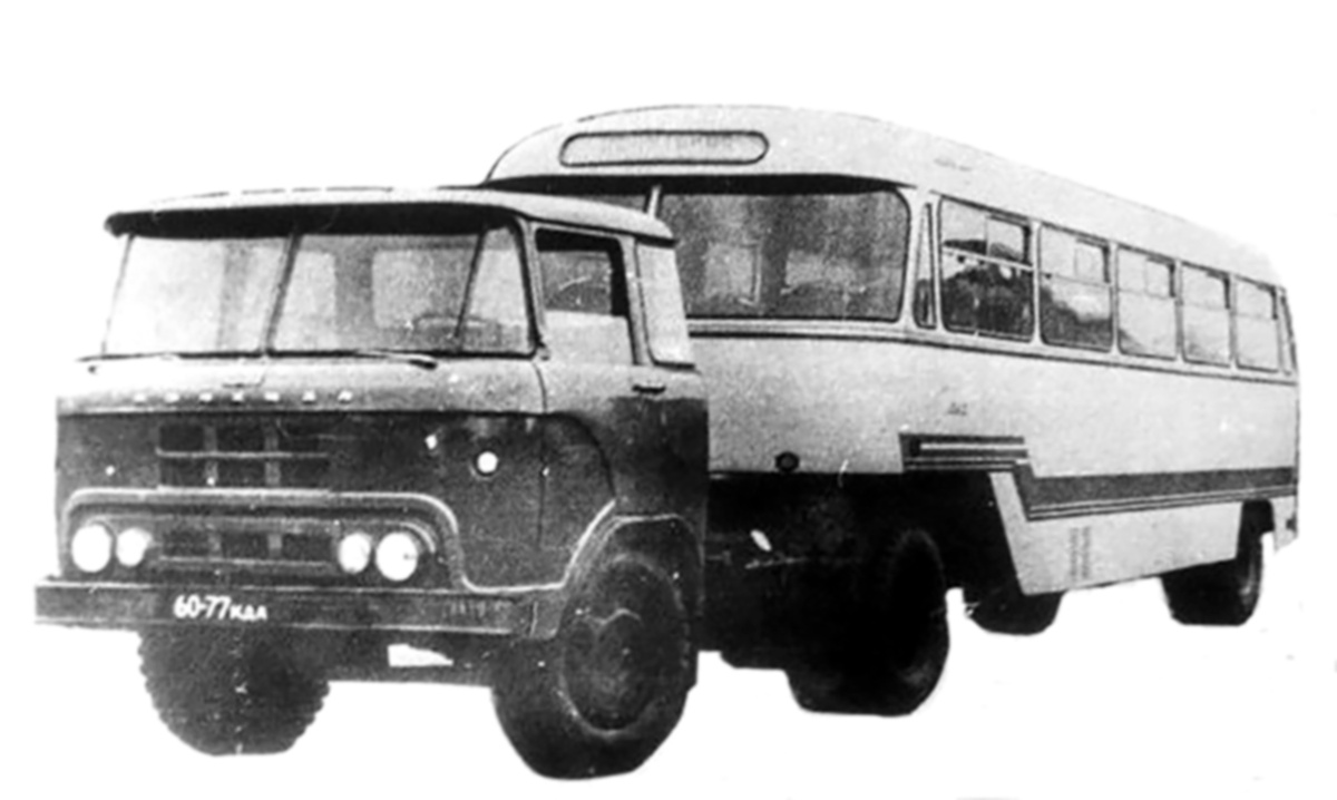 Полуприцеп ОдАЗ-869, с тягачом КАЗ-606